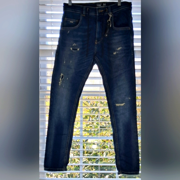 Roberto Vino Milano Dark Wash Distressed Jeans Sz 30 Pre-owned